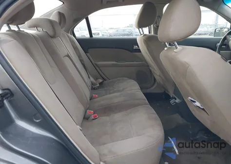 2011 Ford Fusion Hybrid from USA, damaged, VIN 3FADP0L33BR116627